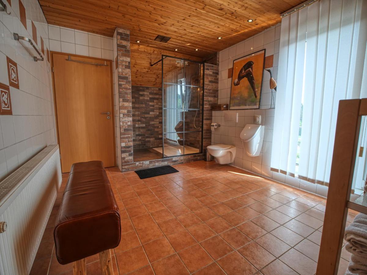 Three B'S Bed And Breakfast Berge  Экстерьер фото